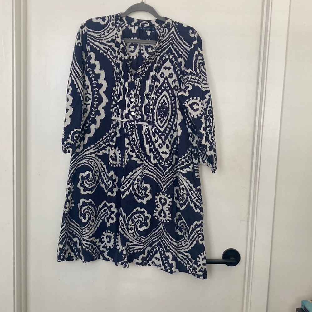 Ikat Navy White short summer dress. 3/4 sleeves with pockets!!!